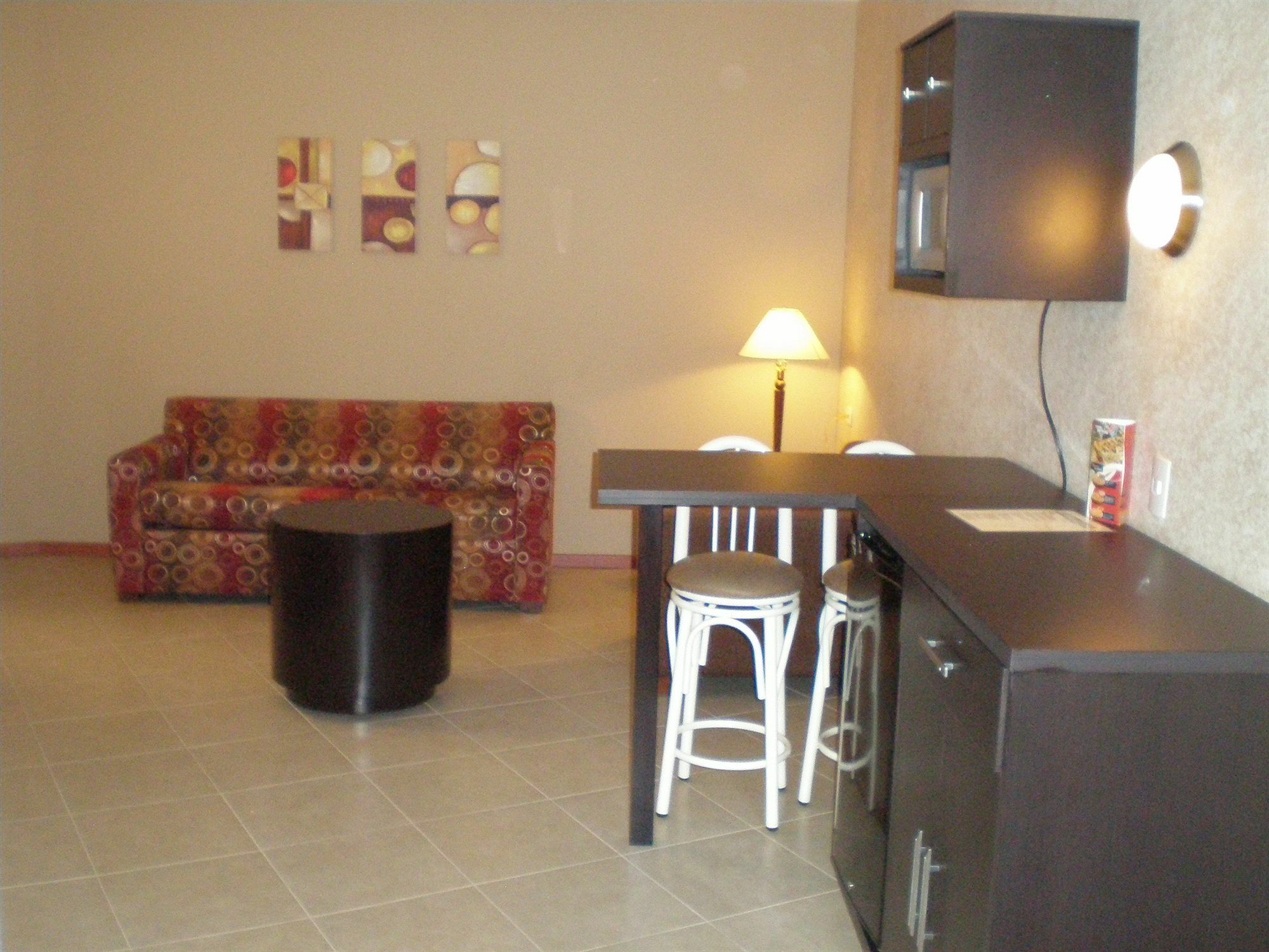 American Inn Hotel & Suites Delicias Extérieur photo